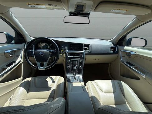 Used 2011 Volvo S60 T6 AWD/4WD image 11