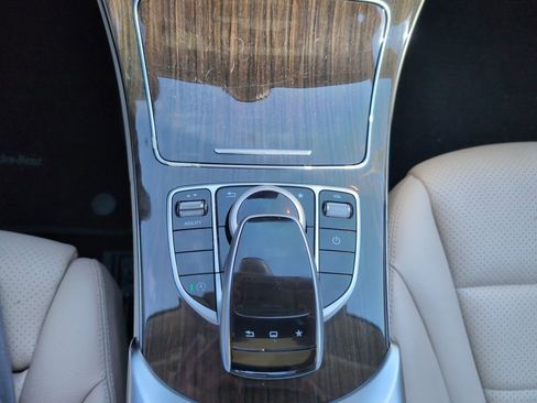 Used 2015 Mercedes-Benz C 300 4MATIC Sedan image 9