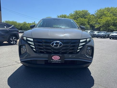 Used 2024 Hyundai Tucson SE AWD/4WD image 2