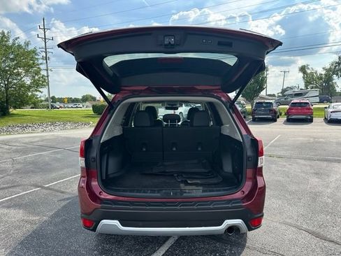 Used 2019 Subaru Forester Touring AWD/4WD image 40