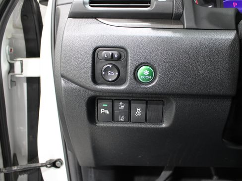 Used 2023 Honda Passport EX-L image 10