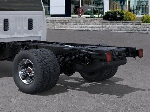 New 2026 GMC Sierra 3500 SLE AWD/4WD image 14