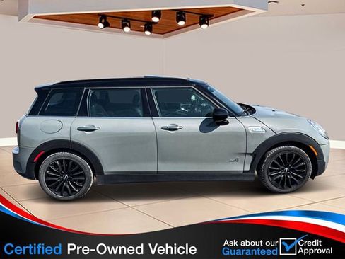 Used 2017 MINI Cooper Clubman S image 3