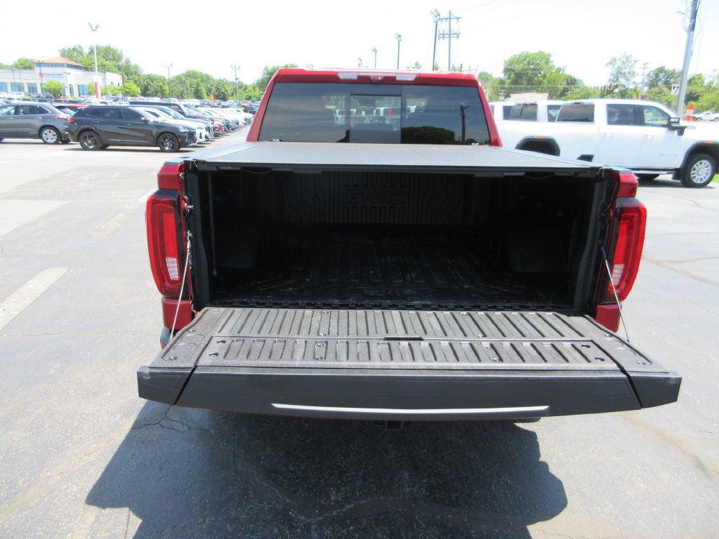 Certified 2022 GMC Sierra 1500 AT4 w/ AT4 Premium Package AWD/4WD image 9