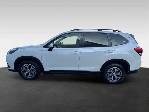 Certified 2024 Subaru Forester Premium image 3