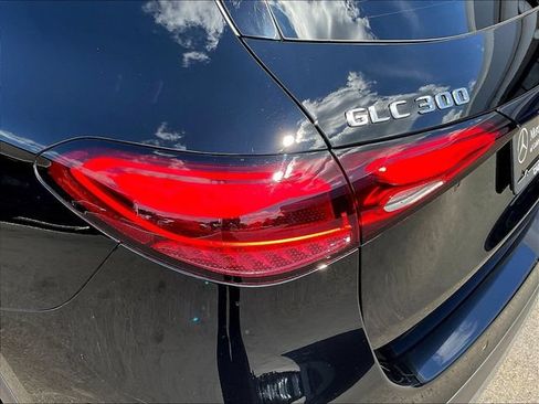 Used 2026 Mercedes-Benz GLC 300 4MATIC image 25