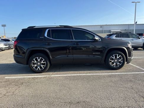 Used 2022 GMC Acadia SLE w/ Driver Convenience Package image 4
