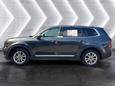 Used 2020 Kia Telluride LX FWD image 2