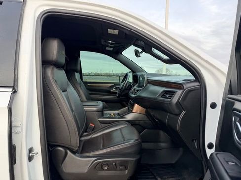 Used 2021 Chevrolet Suburban High Country image 10