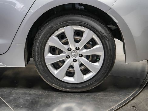 Used 2023 Toyota Corolla LE image 12