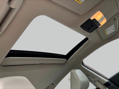 Used 2019 Nissan Altima 2.0 Edition One FWD image 29
