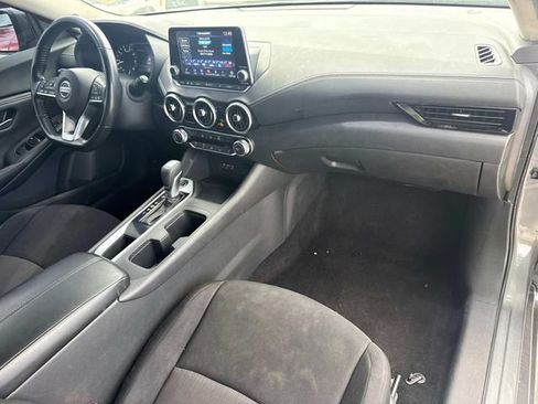 Used 2022 Nissan Sentra SV FWD image 18