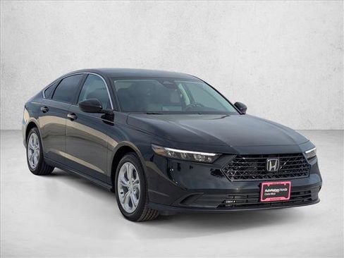 New 2025 Honda Accord LX image 7
