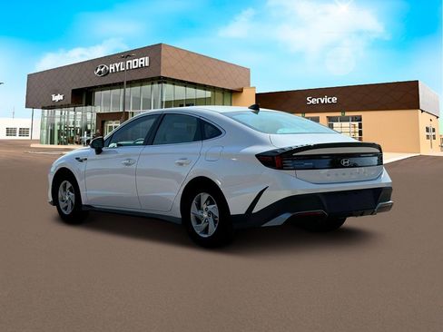 New 2025 Hyundai Sonata SE image 5