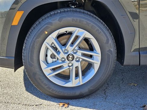 New 2026 Hyundai Tucson SE image 12