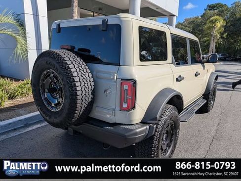 Used 2025 Ford Bronco Badlands AWD/4WD image 4