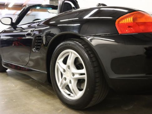 Used 2004 Porsche Boxster RWD image 15