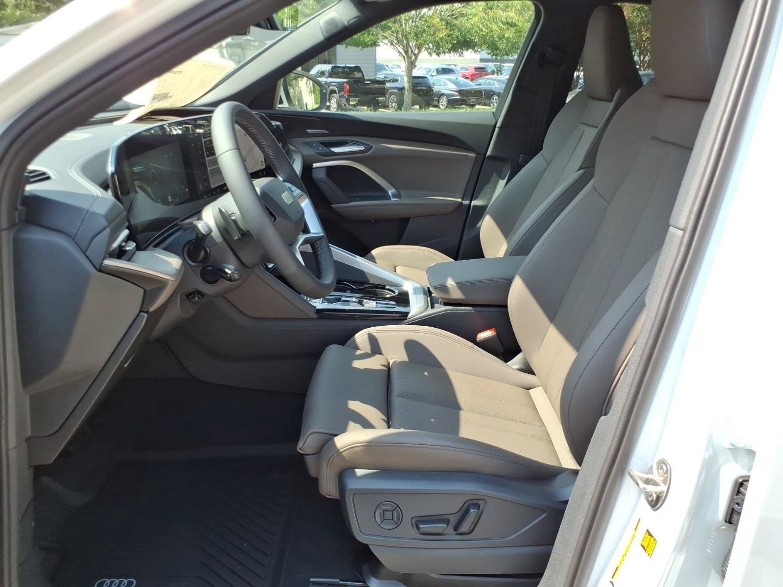 New 2026 Audi Q5 Premium Plus AWD/4WD image 12