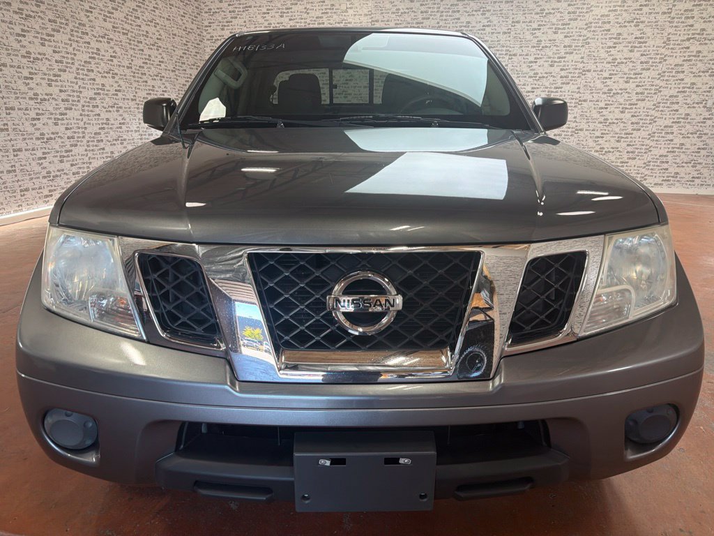 Used 2019 Nissan Frontier SV AWD/4WD image 2