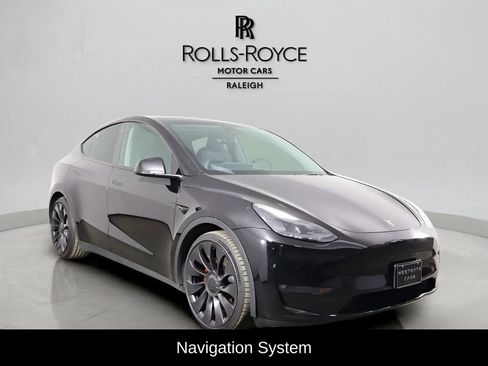 Used 2023 Tesla Model Y Performance AWD/4WD image 3