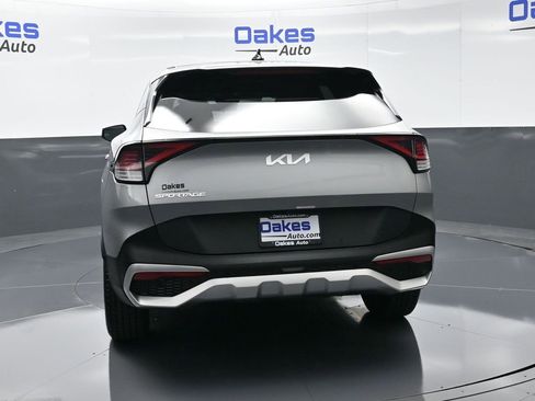 Certified 2024 Kia Sportage LX image 7