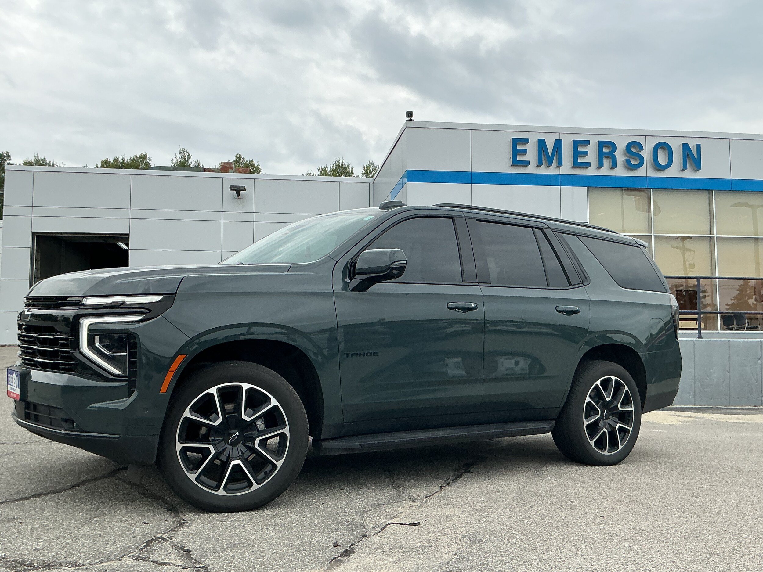 Certified 2025 Chevrolet Tahoe RST w/ Comfort Package AWD/4WD image 6
