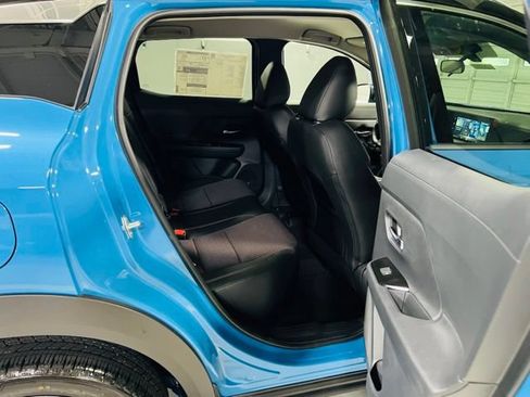 New 2026 Nissan Kicks SR FWD image 27