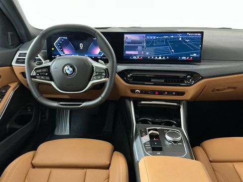 Certified 2025 BMW 330i Sedan w/ Premium Package RWD image 9