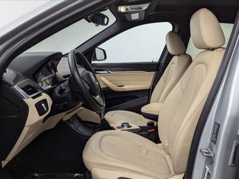 Used 2017 BMW X1 xDrive28i image 14