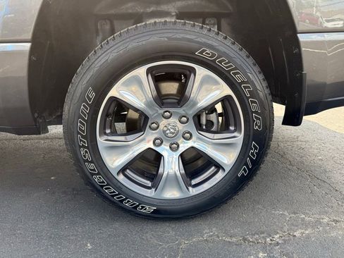 Used 2023 RAM 1500 Laramie AWD/4WD image 34