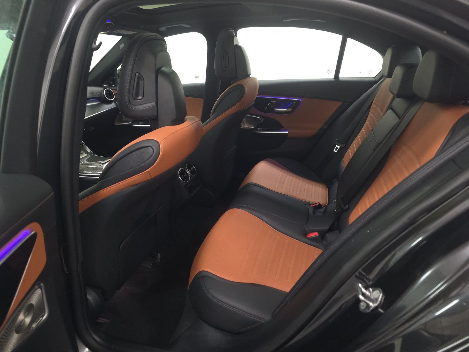 Used 2024 Mercedes-Benz C 300 4MATIC Sedan image 7