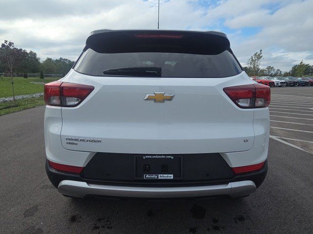 Used 2023 Chevrolet TrailBlazer LT AWD/4WD image 8