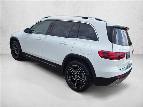 Used 2026 Mercedes-Benz GLB 250 image 8