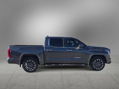 Used 2025 Toyota Tundra Limited image 9