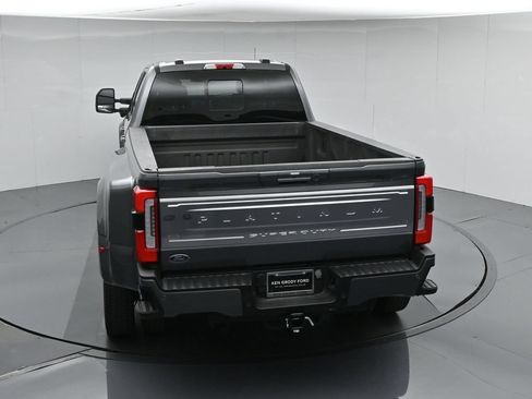 Certified 2023 Ford F450 Platinum w/ FX4 Off-Road Package AWD/4WD image 49