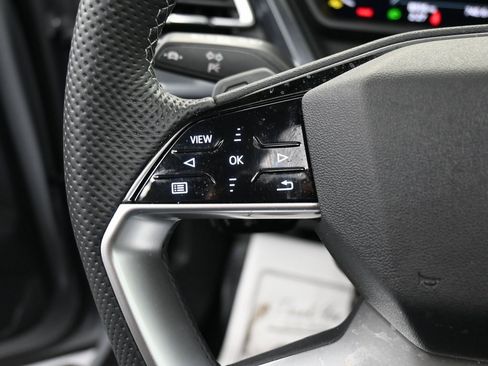 Used 2025 Audi Q4 e-tron Premium Plus w/ Premium Plus image 22