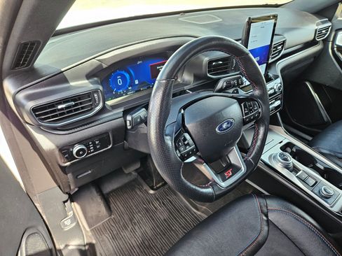 Used 2023 Ford Explorer ST w/ Equipment Group 401A image 14