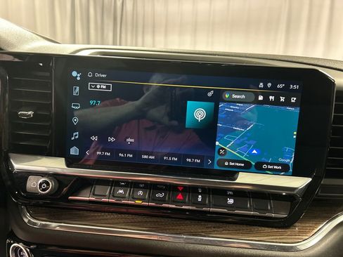 Used 2025 Chevrolet Silverado 1500 LT image 17