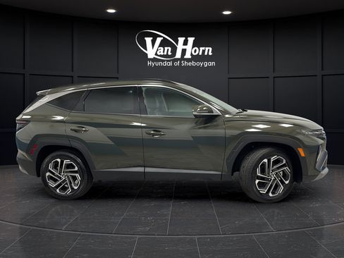 Used 2025 Hyundai Tucson Limited AWD/4WD image 8