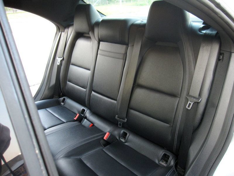 Used 2018 Mercedes-Benz CLA 250 4MATIC image 28