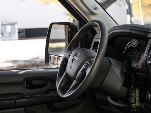 Used 2018 Nissan NV 2500 SV w/ Navigation Package image 20