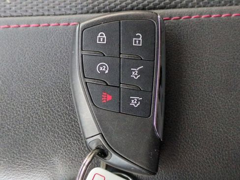 Used 2021 Chevrolet Suburban RST image 35