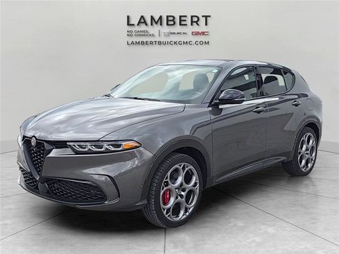 Used 2024 Alfa Romeo Tonale Veloce image 1