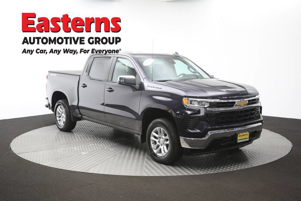 Used 2023 Chevrolet Silverado 1500 LT AWD/4WD image 51