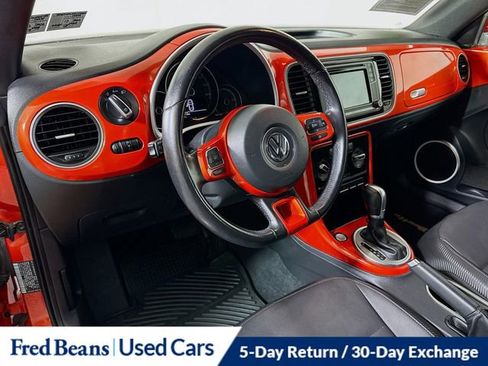 Used 2018 Volkswagen Beetle 2.0T S w/ Style & Comfort Package image 9