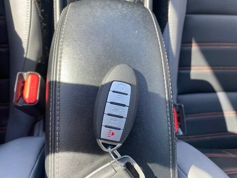 Used 2023 Nissan Kicks SR w/ SR Premium Package FWD image 20