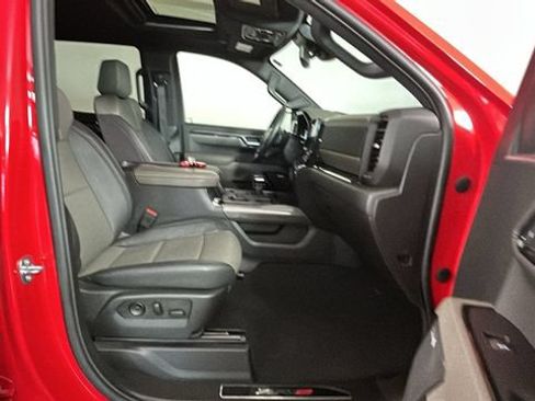 Used 2023 Chevrolet Silverado 1500 ZR2 AWD/4WD image 30