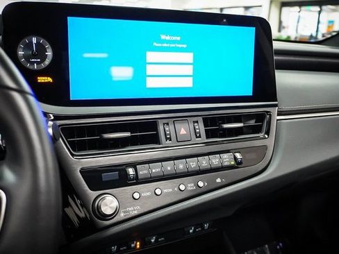 Certified 2025 Lexus ES 300h 300h image 14