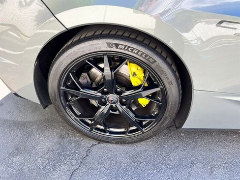 Used 2022 Chevrolet Corvette Stingray Premium Cpe RWD image 11