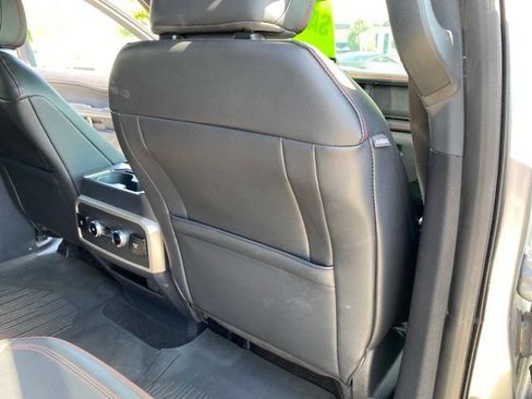 Used 2023 Ford Expedition Limited AWD/4WD image 41